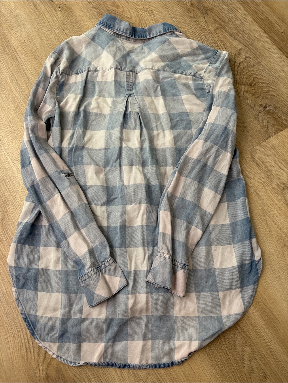 Billy T Mabry Chambray Plaid High-Low Button-Down Top size small stitch fix - Picture 5 of 7